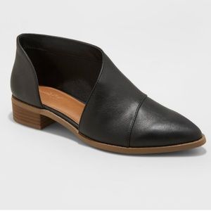 Woman’s black cut out bootie